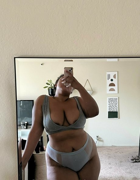 Photo nue de fuite OnlyFans de Chantelles Kitchen