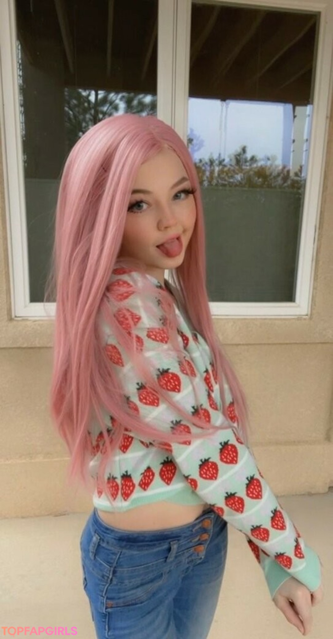 Photo nue de fuite OnlyFans de Strawbeariemilkk #1128