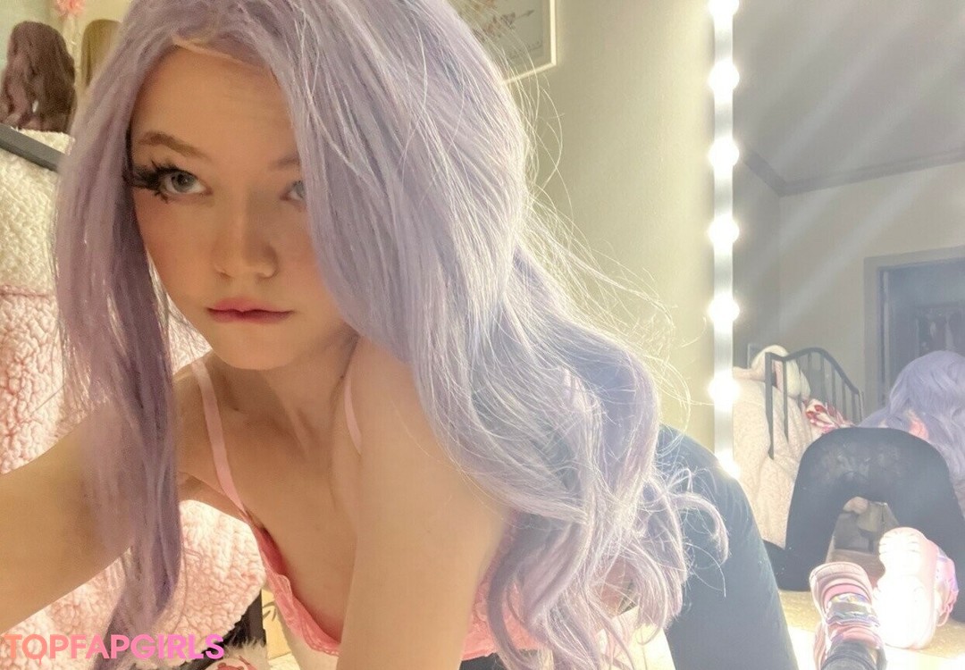 Photo nue de fuite OnlyFans de Strawbeariemilkk #1319