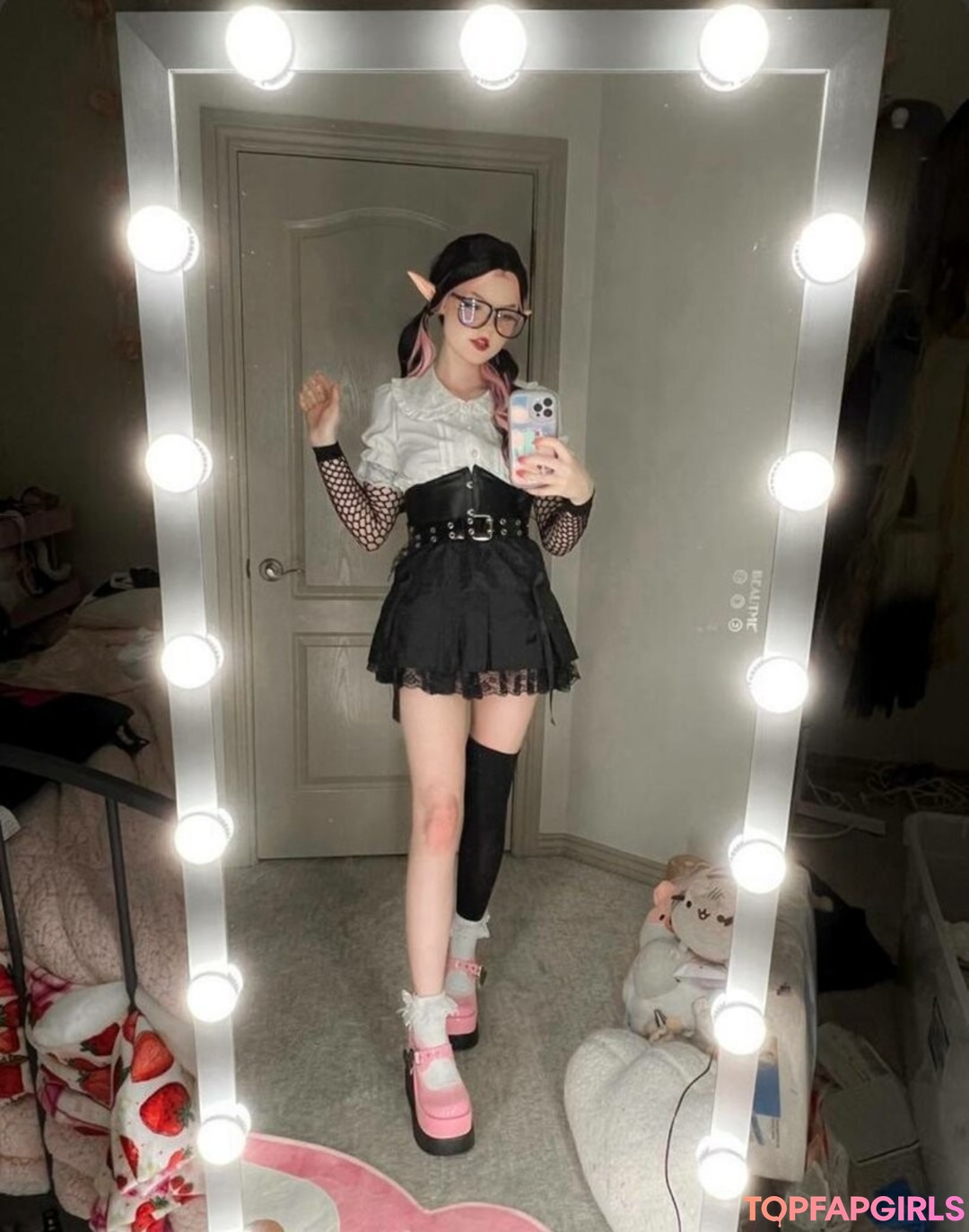 Photo nue de fuite OnlyFans de Strawbeariemilkk #1546