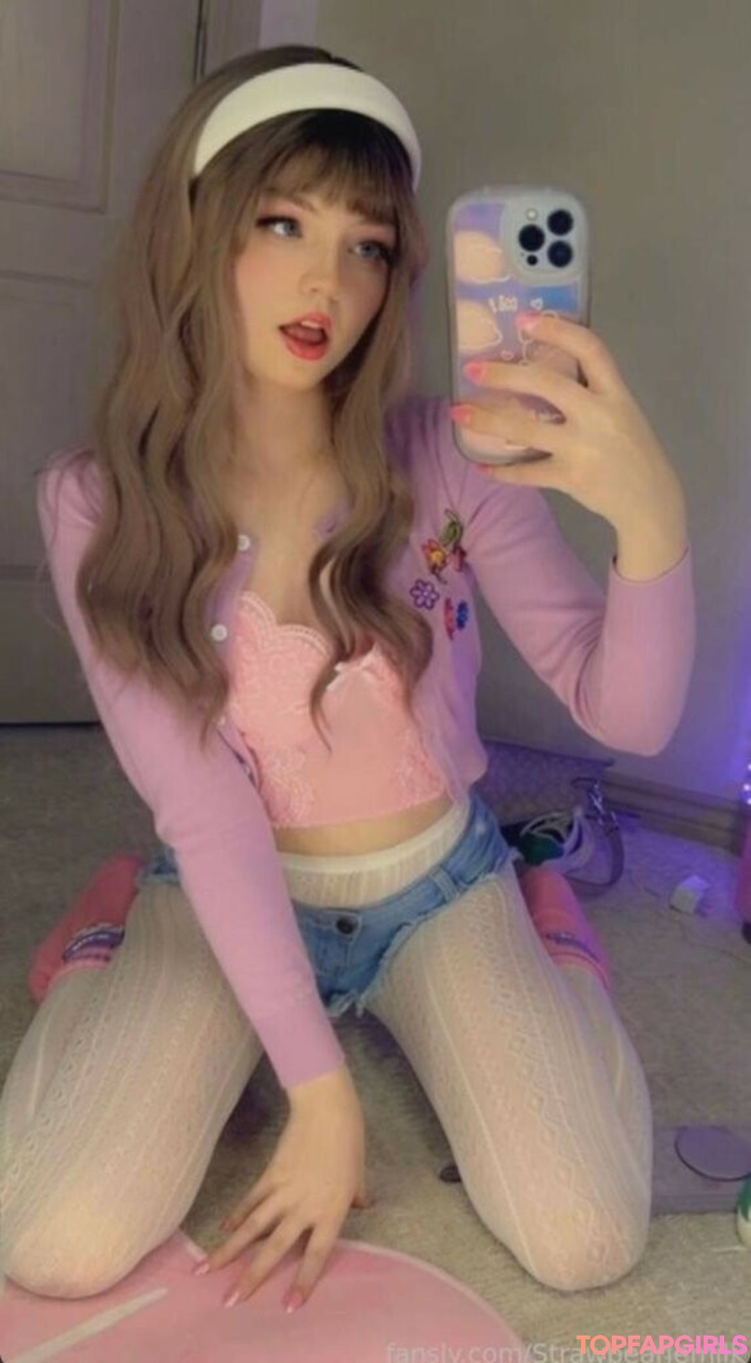 Photo nue de fuite OnlyFans de Strawbeariemilkk #1637