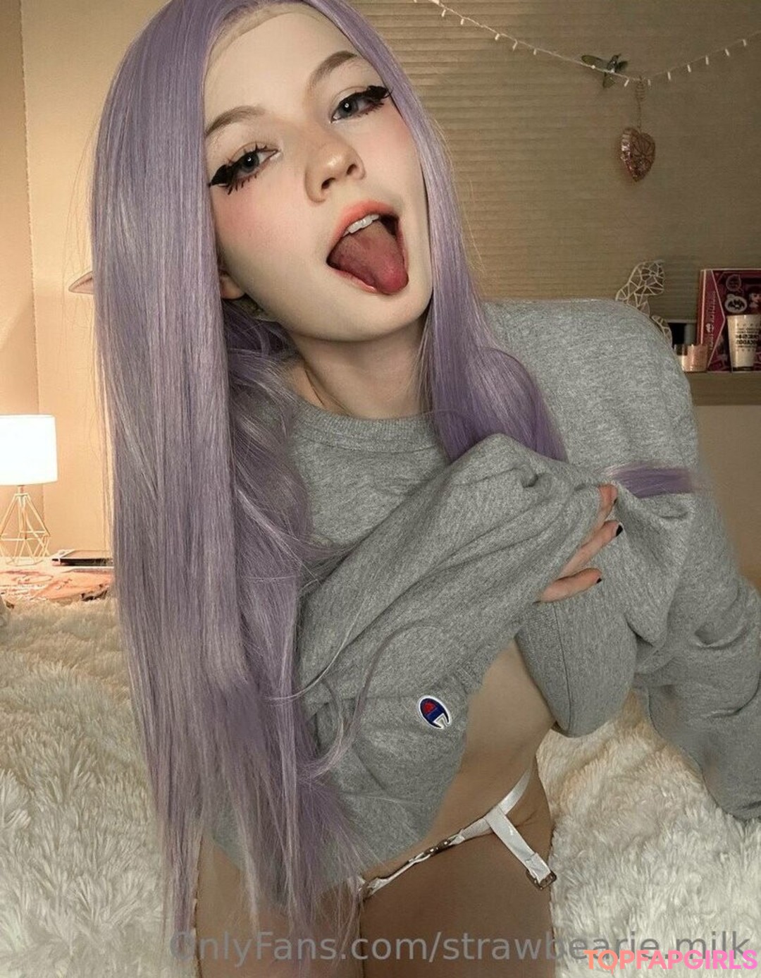 Photo nue de fuite OnlyFans de Strawbeariemilkk #2244