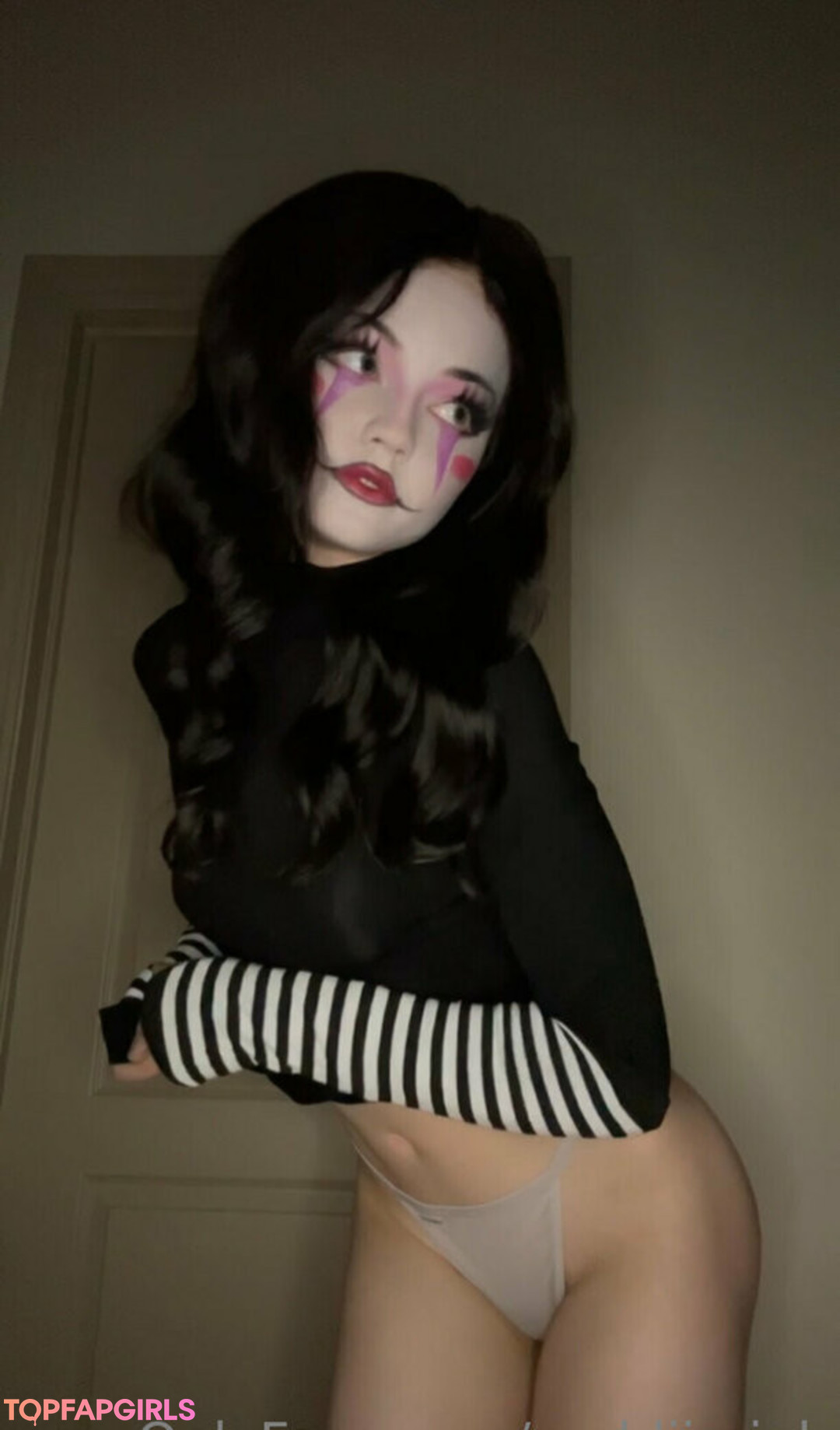 Photo nue de fuite OnlyFans de Strawbeariemilkk #2474