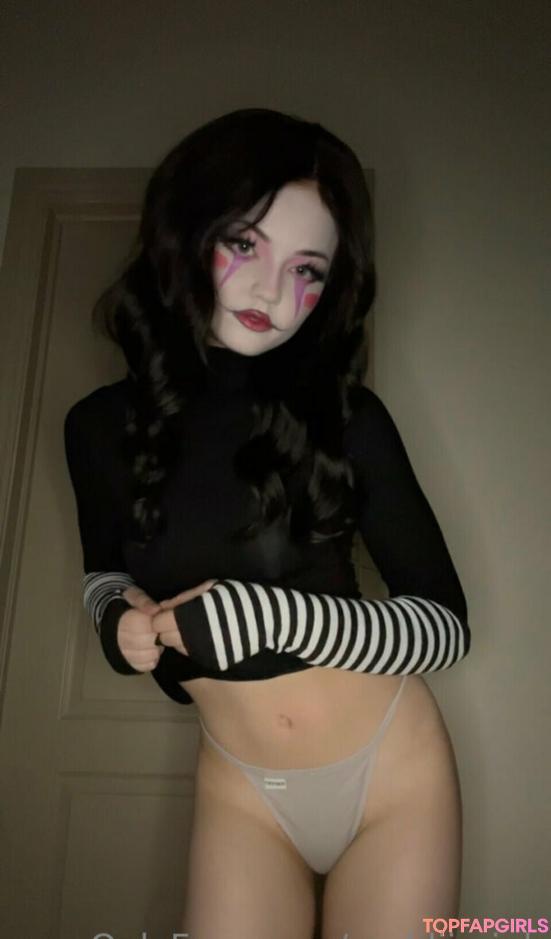 Photo nue de fuite OnlyFans de Strawbeariemilkk #2475