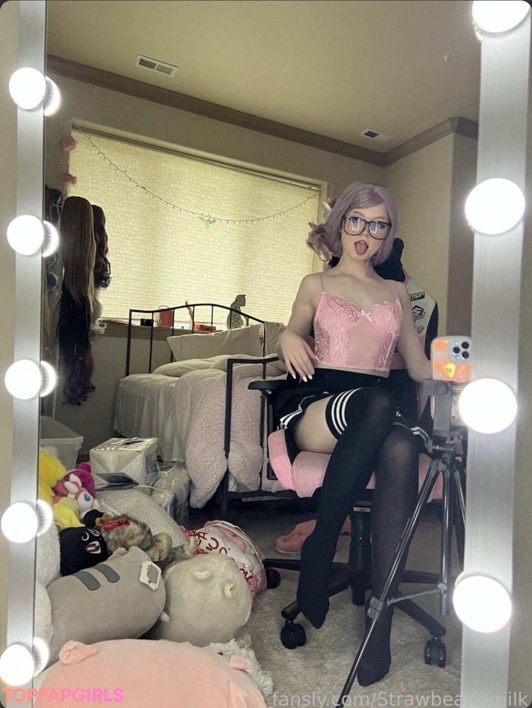 Photo nue de fuite OnlyFans de Strawbeariemilkk #501