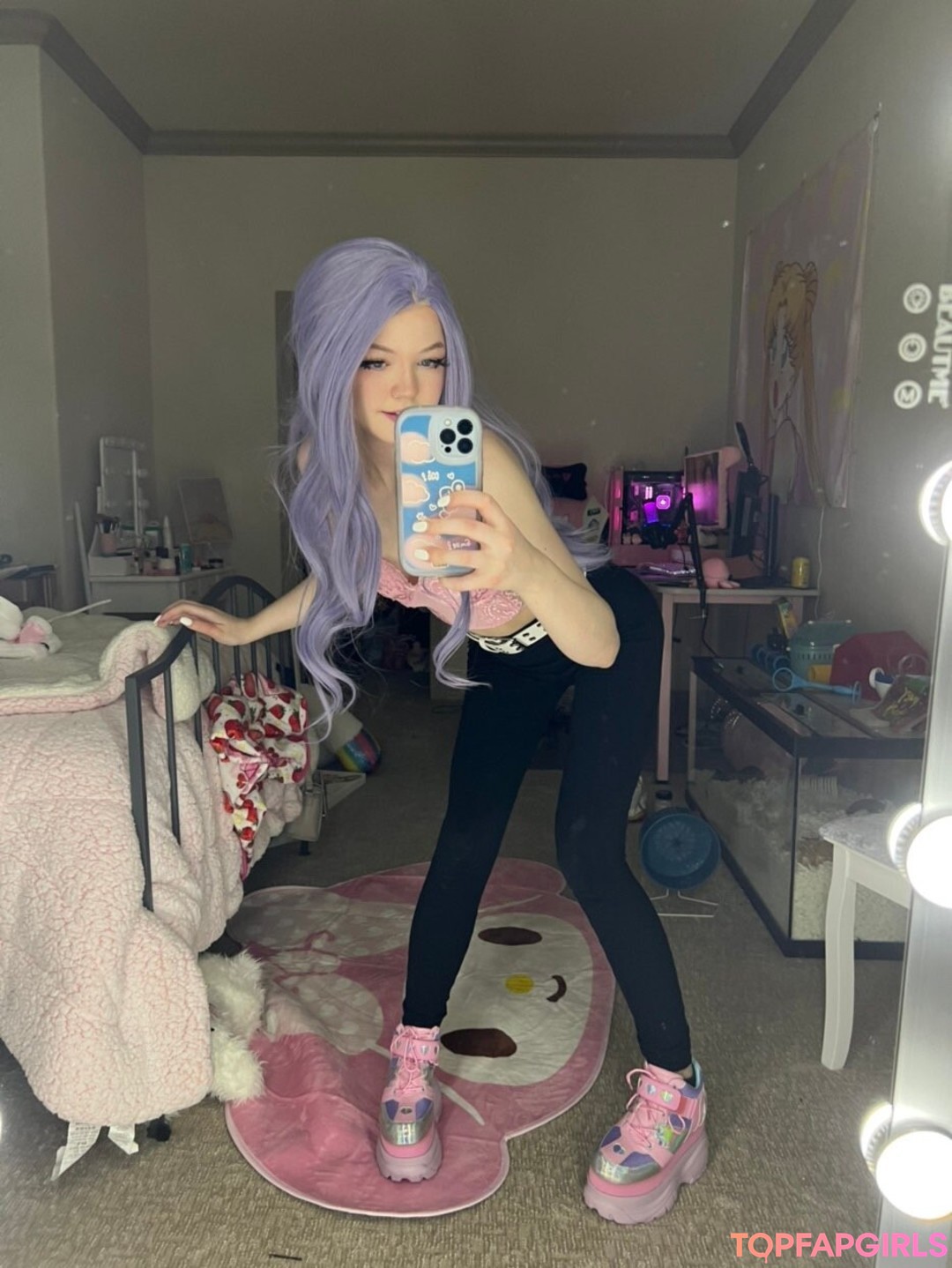 Photo nue de fuite OnlyFans de Strawbeariemilkk #526