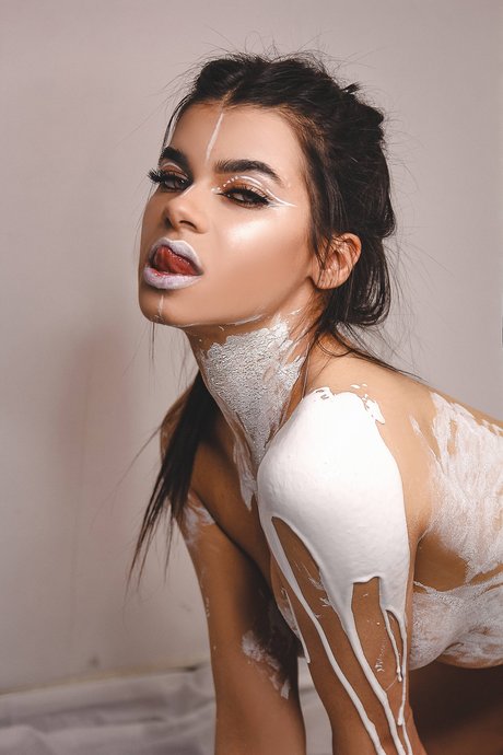 Anna Mukydza