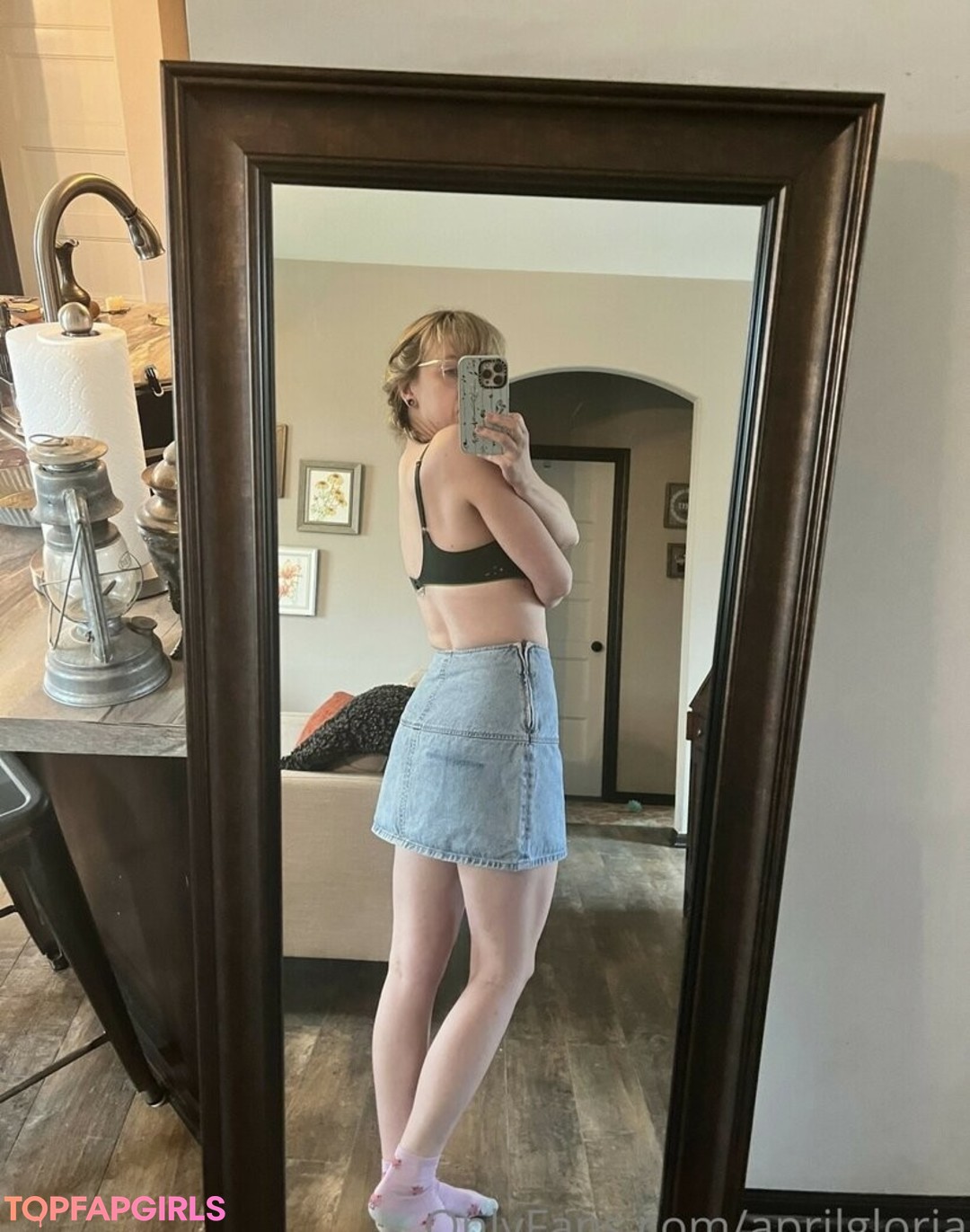 Photo nue de fuite OnlyFans de April Gloria #1568
