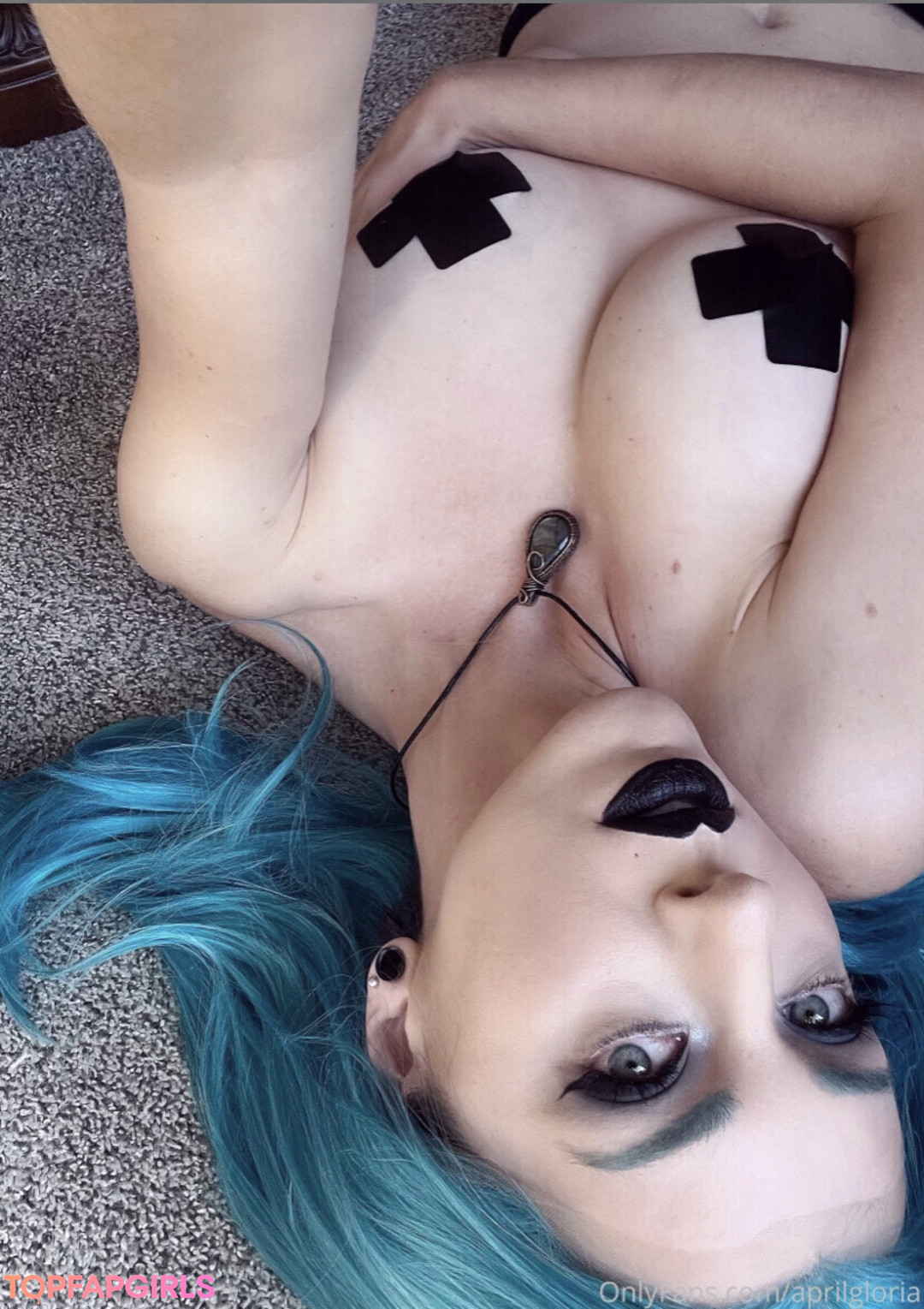Photo nue de fuite OnlyFans de April Gloria #690