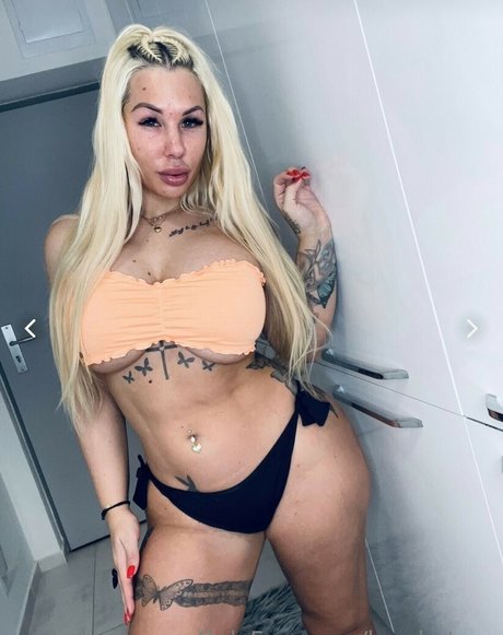 Kyrahotxxx