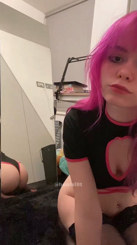 Photo nue de fuite OnlyFans de Healsl9t