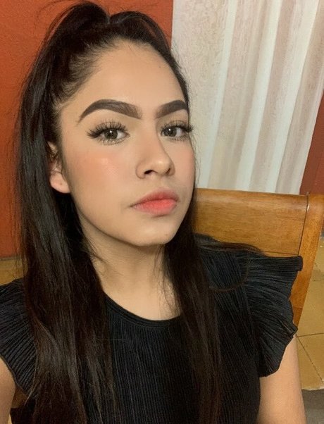 Photo nue de fuite OnlyFans de Aylin Ramos