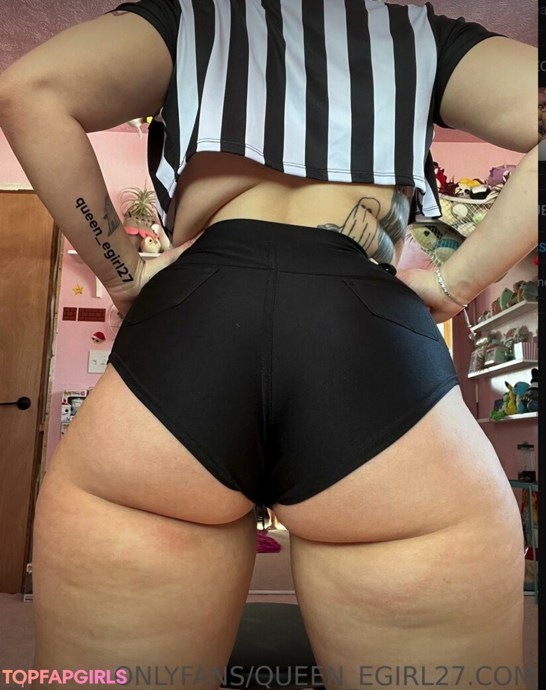 Photo nue de fuite OnlyFans de Queend #1332