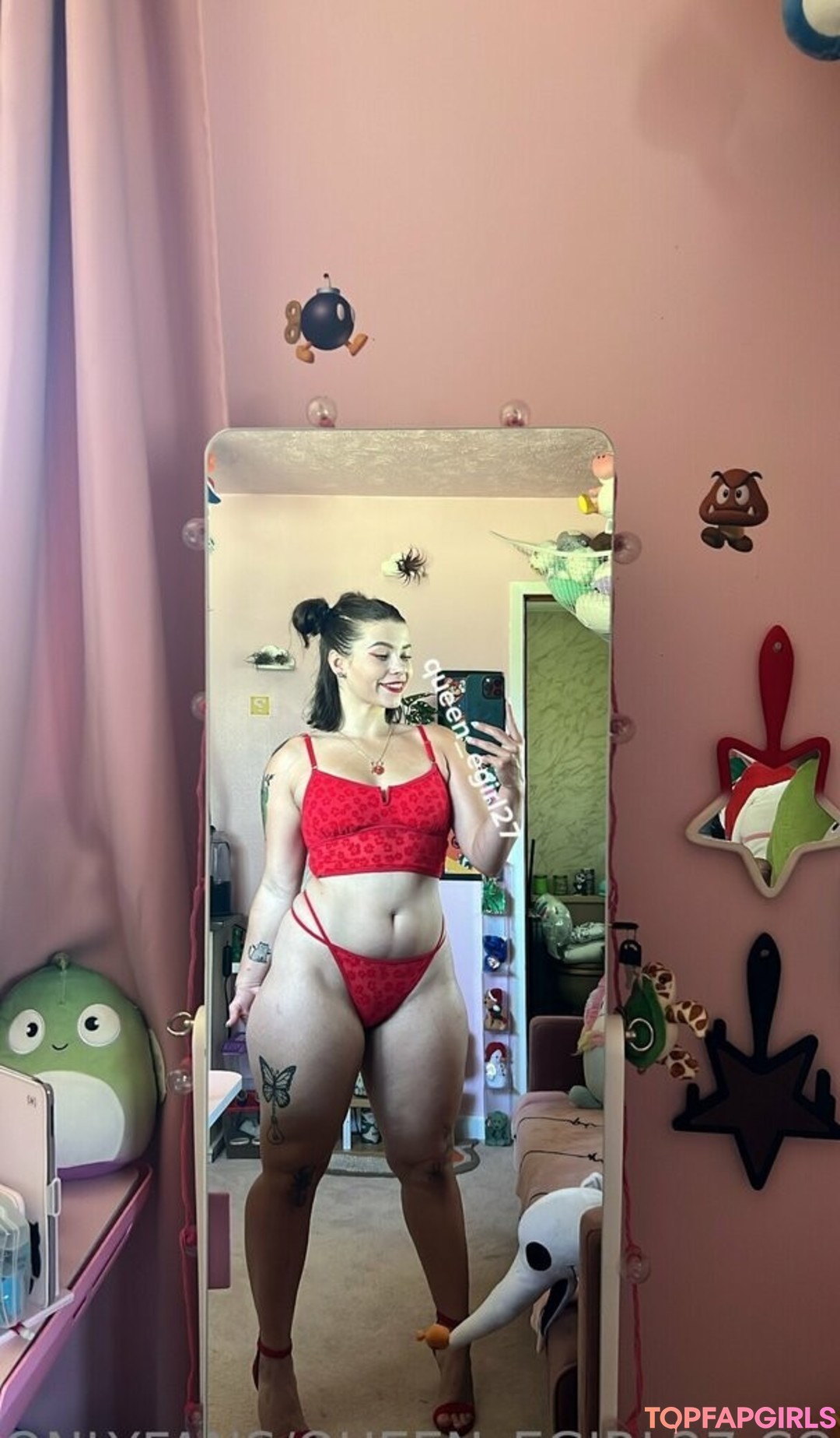 Photo nue de fuite OnlyFans de Queend #1799