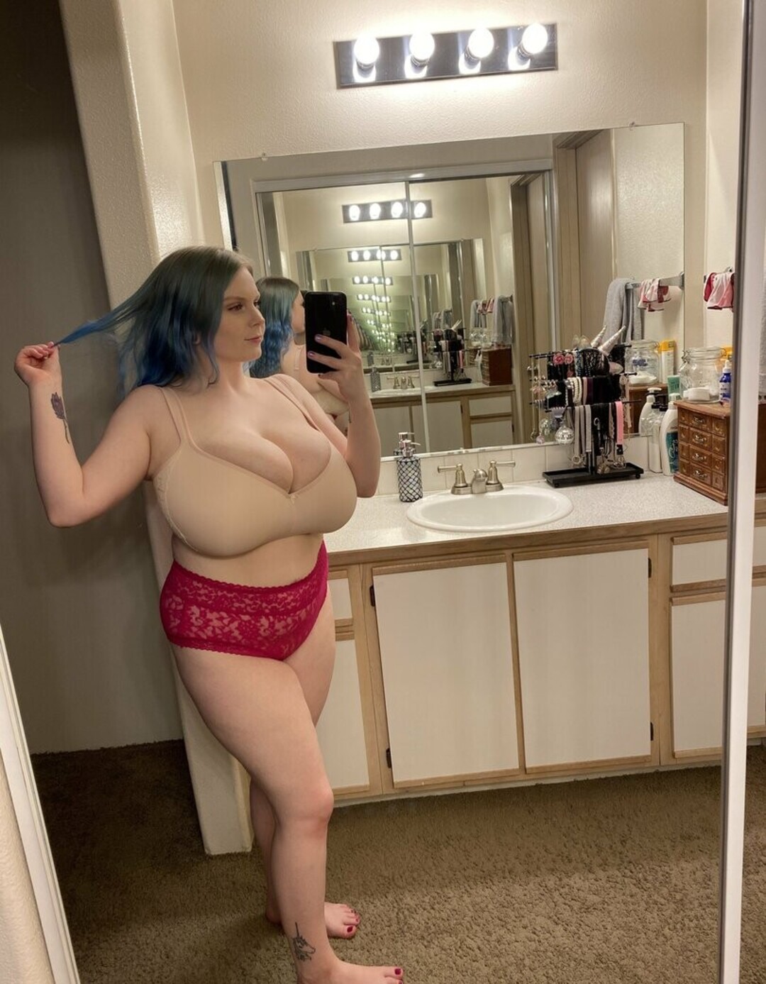 Photo nue de fuite OnlyFans de Cassie0pia #1004