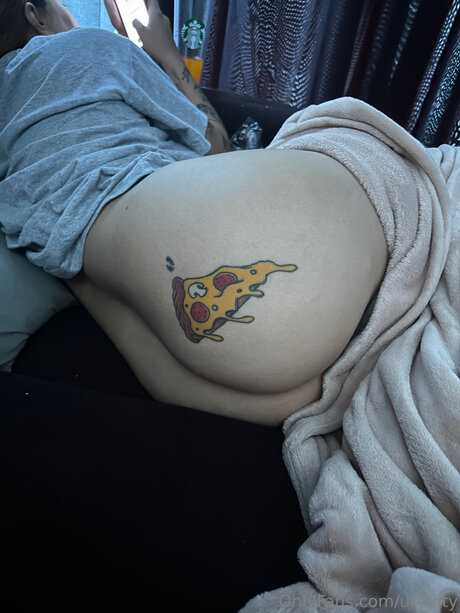 Photo nue de fuite OnlyFans de Ur4vity
