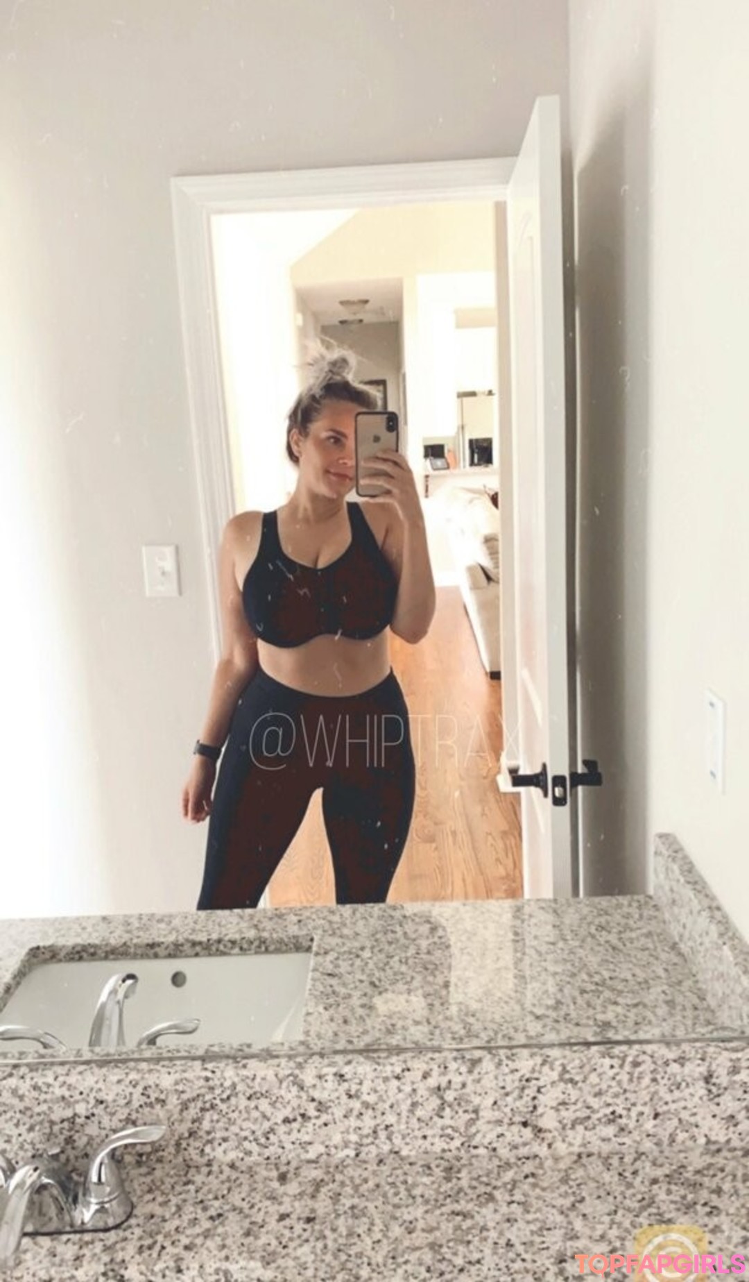 Photo nue de fuite OnlyFans de Whiptrax #1270