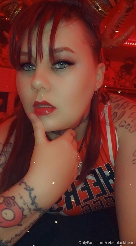 Photo nue de fuite OnlyFans de Rebelblackheart