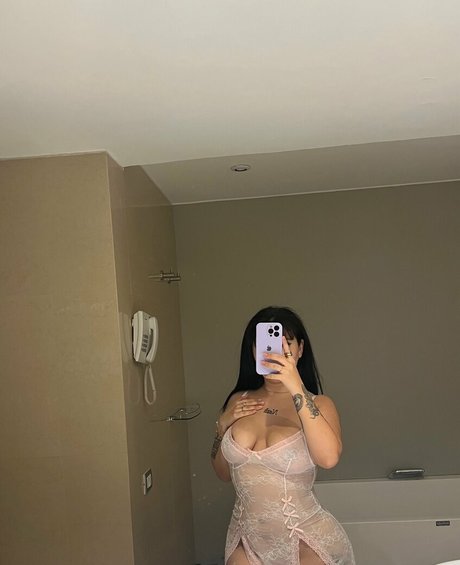 Photo nue de fuite OnlyFans de Ascendentelunar