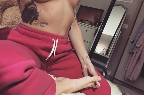 Photo nue de fuite OnlyFans de Teddygirlasmr