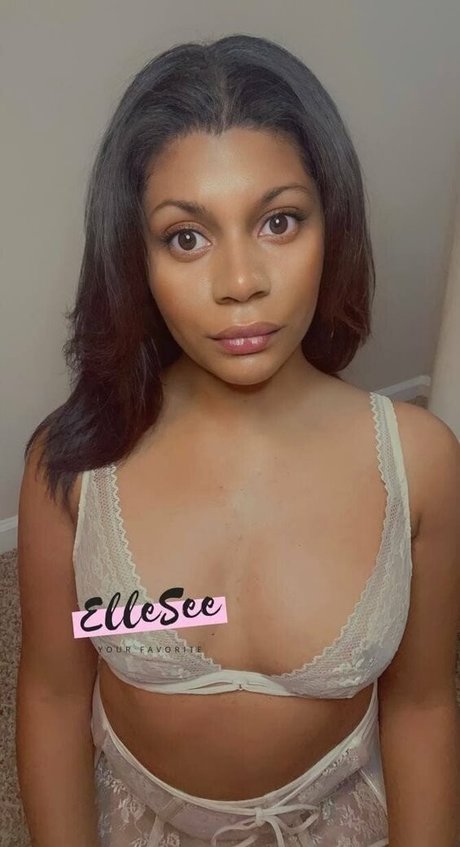 Photo nue de fuite OnlyFans de Honeyanniefree