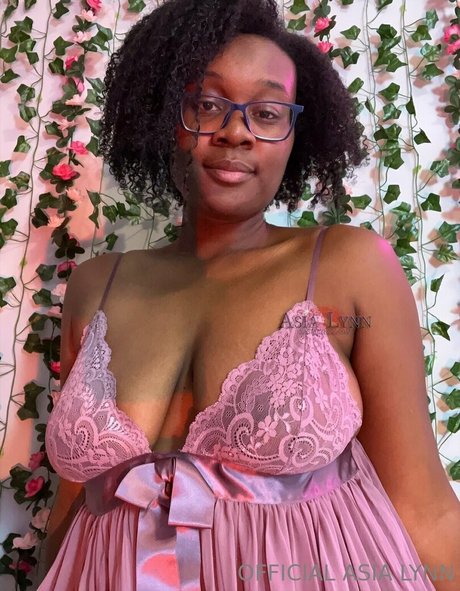 Photo nue de fuite OnlyFans de Asialynnbby