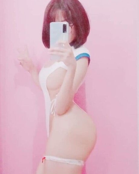 Photo nue de fuite OnlyFans de Eimiruwu