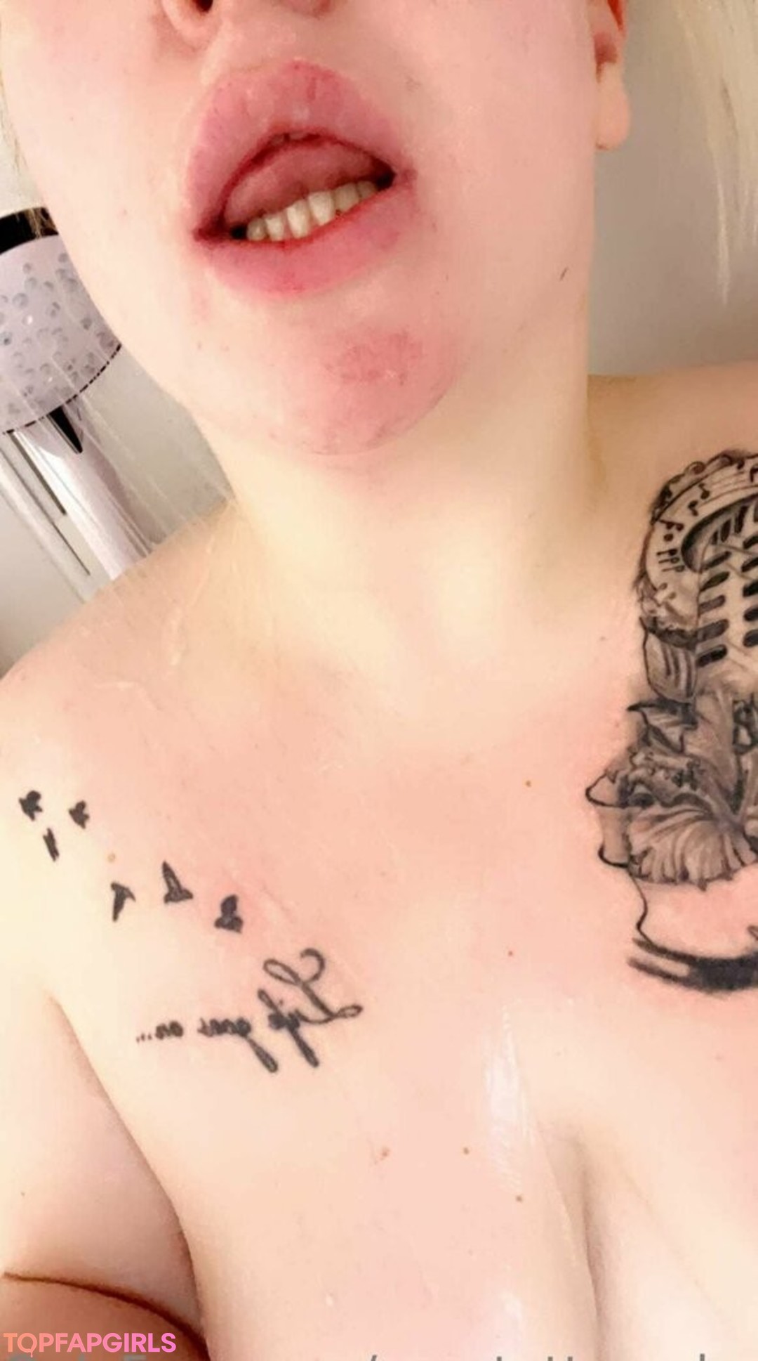 Photo nue de fuite OnlyFans de Yourtattooedsecret #31 Photo nue de fuite OnlyFans de Yourtattooedsecret #31