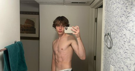 Photo nue de fuite OnlyFans de Xxxgriffin