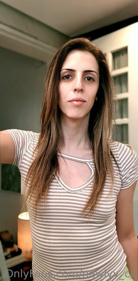 Photo nue de fuite OnlyFans de Newivycb