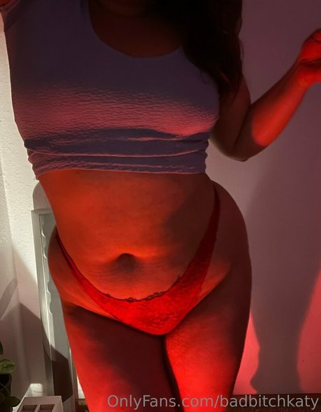 Photo nue de fuite OnlyFans de Badbitchkaty