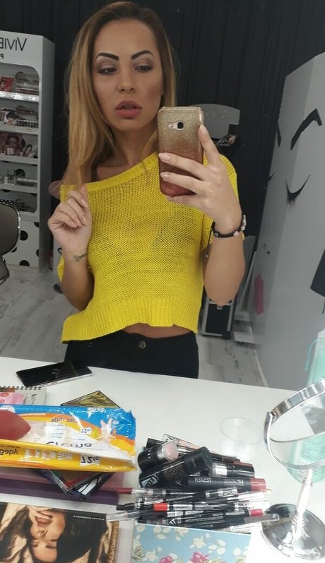 Photo nue de fuite OnlyFans de Marinela Adalbertova