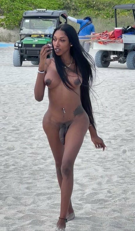 Photo nue de fuite OnlyFans de Baggyaltiffxxx