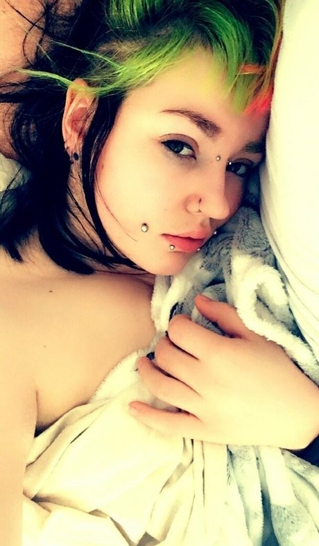 Photo nue de fuite OnlyFans de Monsterbun42