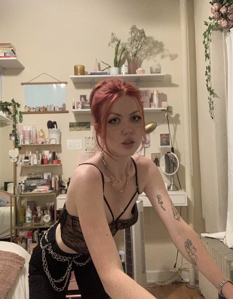 Photo nue de fuite OnlyFans de Tamagotchimilf