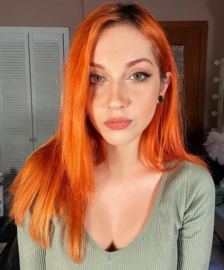 Photo nue de fuite OnlyFans de Mona Schon