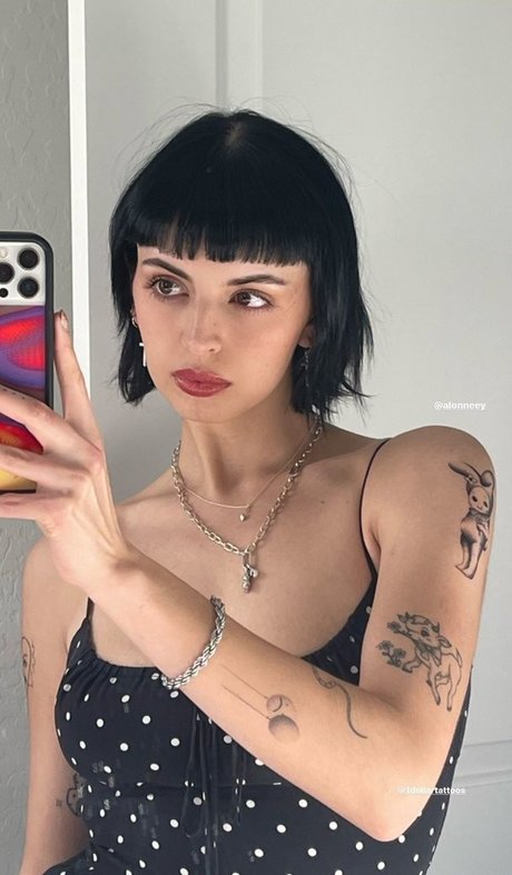 Photo nue de fuite OnlyFans de Rebecca Black