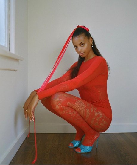 Photo nue de fuite OnlyFans de Ella Balinska