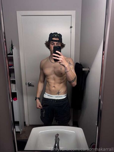 Carsonmakarrall