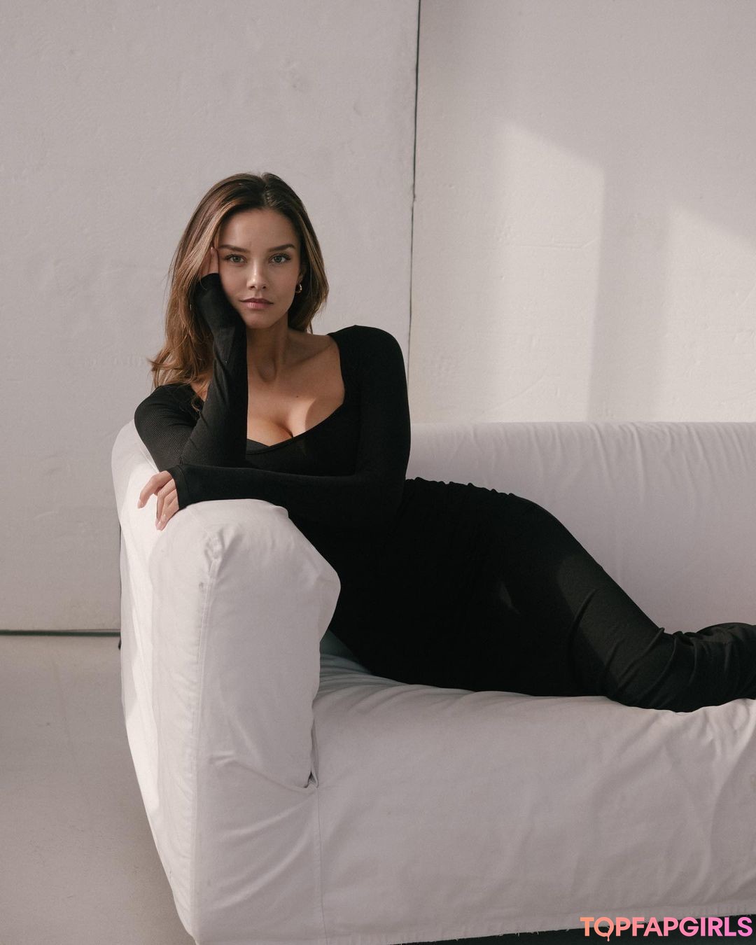 Photo nue de fuite OnlyFans de Nicola Cavanis #1539