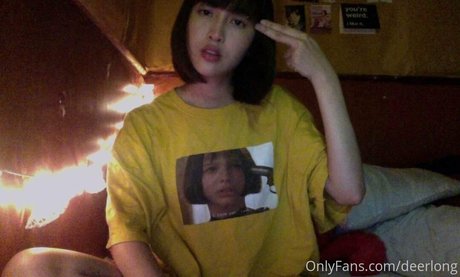 Photo nue de fuite OnlyFans de Deerlong