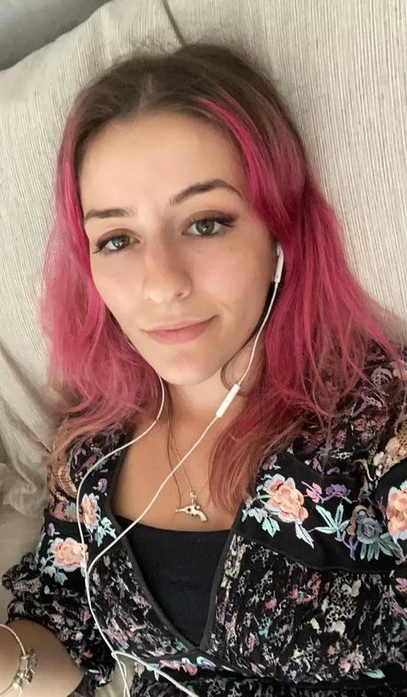 Photo nue de fuite OnlyFans de Miss Manganese Asmr