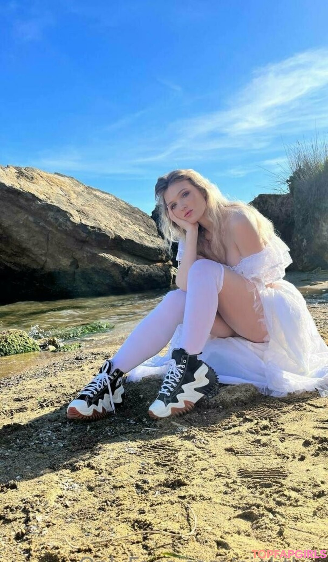 Photo nue de fuite OnlyFans de Nightlyy #1010
