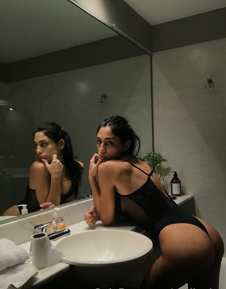 Melina Lox