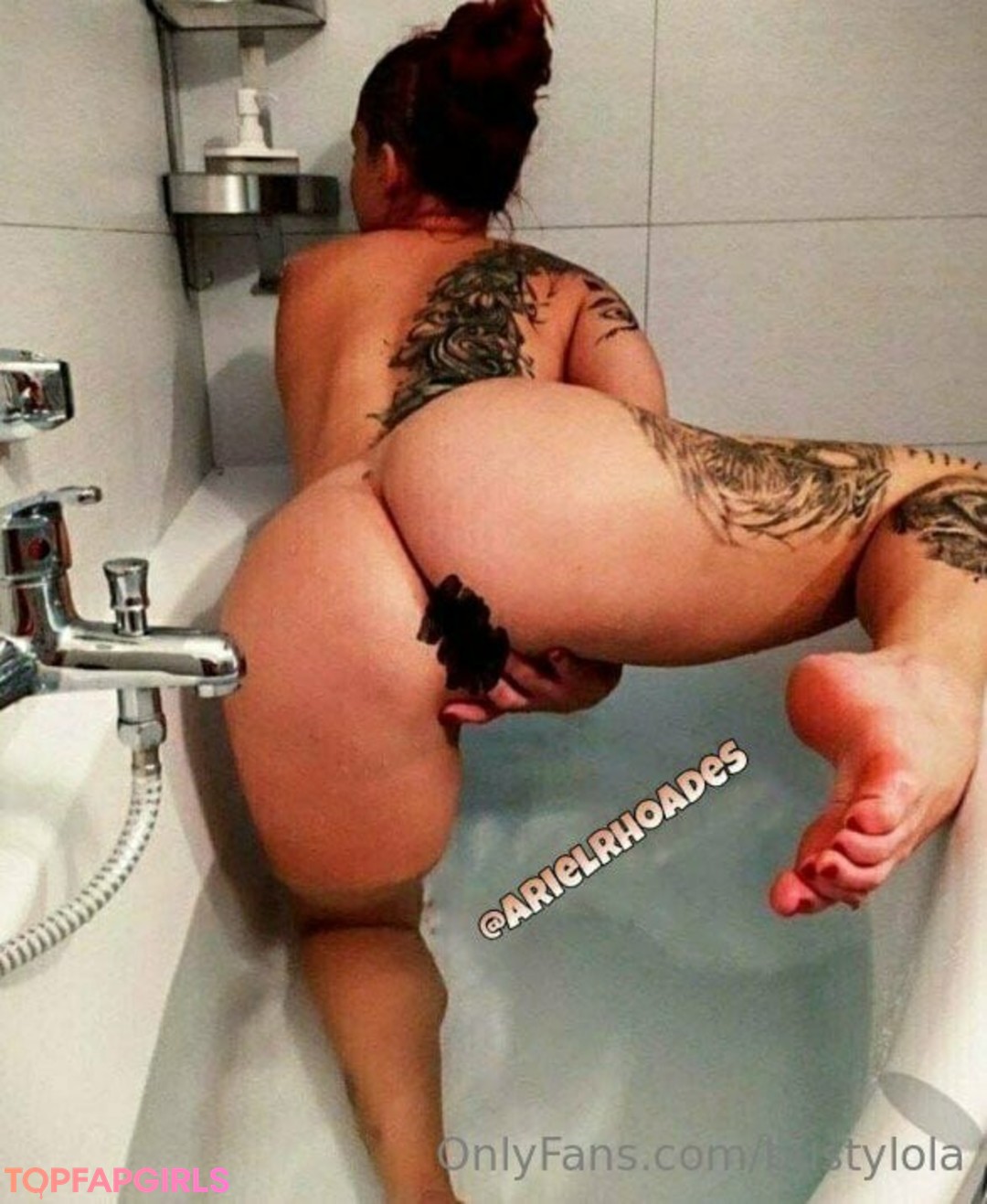 Photo nue de fuite OnlyFans de Bustylola #1166