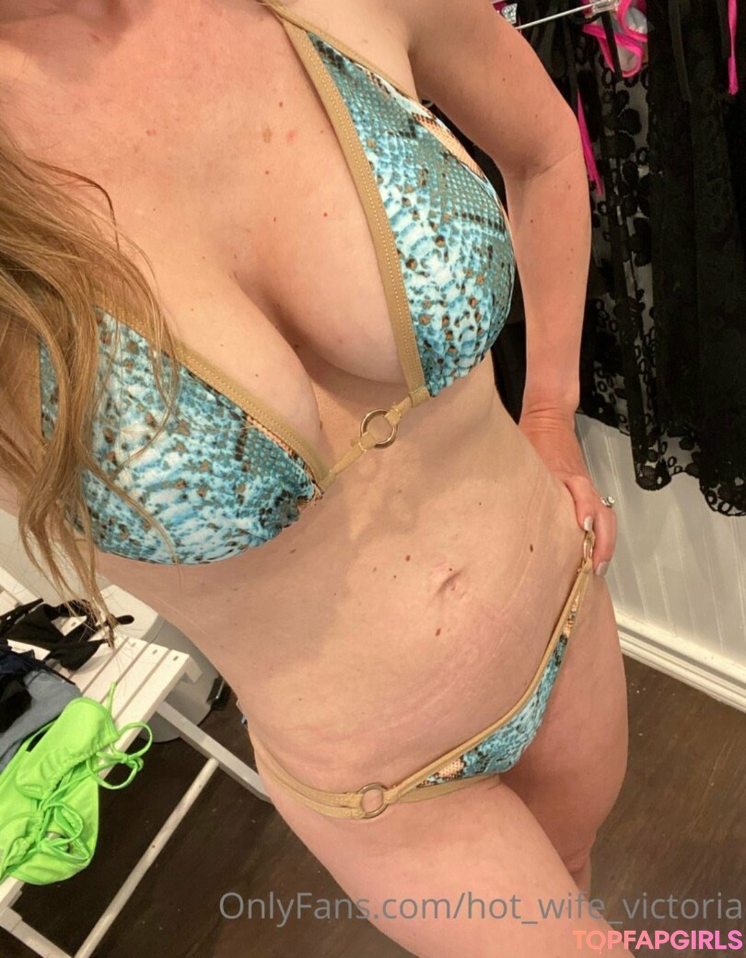 Photo nue de fuite OnlyFans de Hotwifevictoria #273 Photo nue de fuite OnlyFans de Hotwifevictoria #273