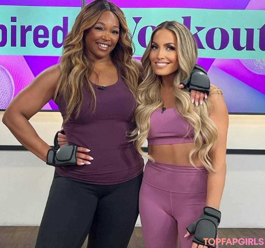 Photo nue de fuite OnlyFans de Trish Stratus #1016