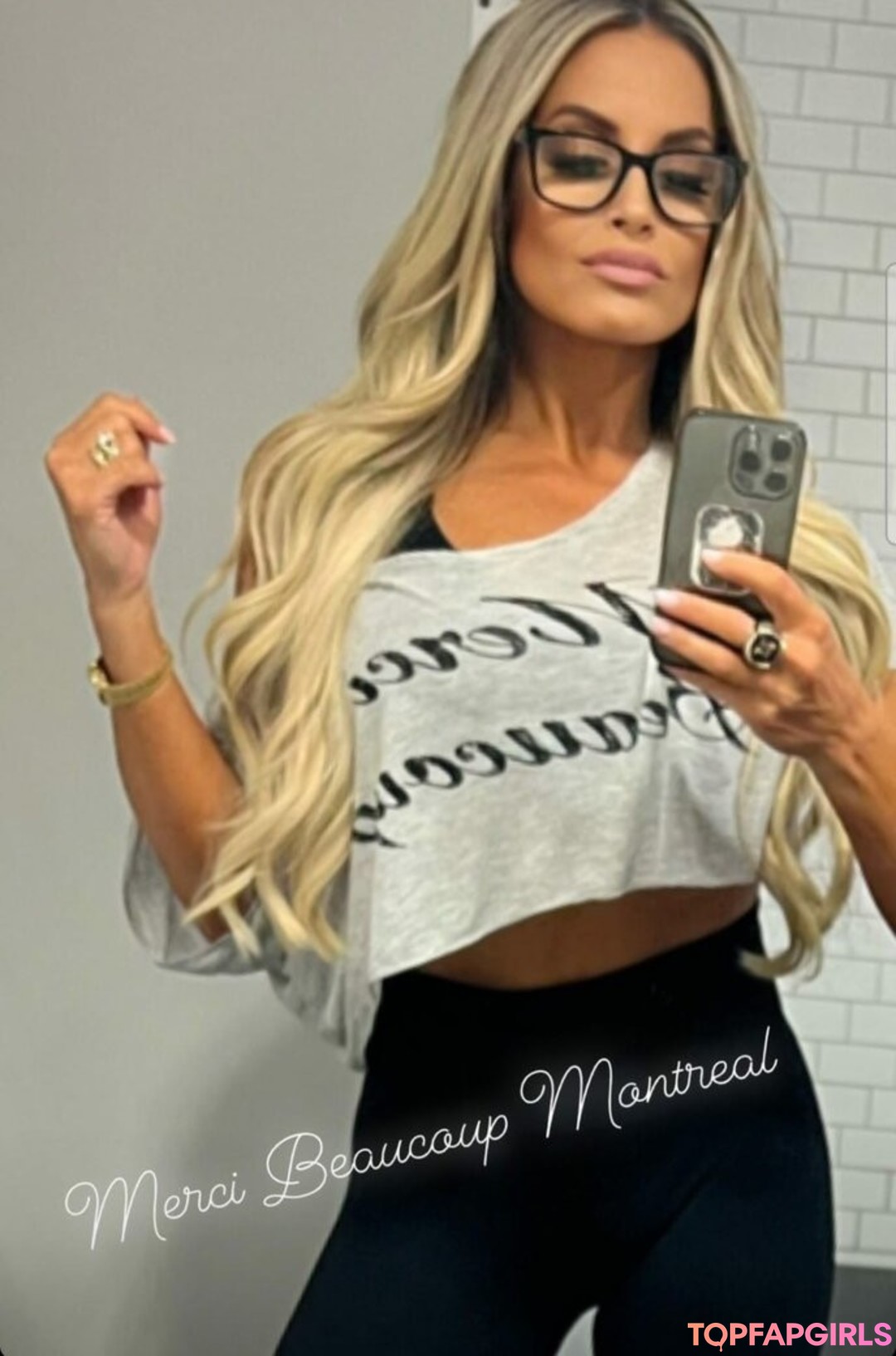 Photo nue de fuite OnlyFans de Trish Stratus #1129