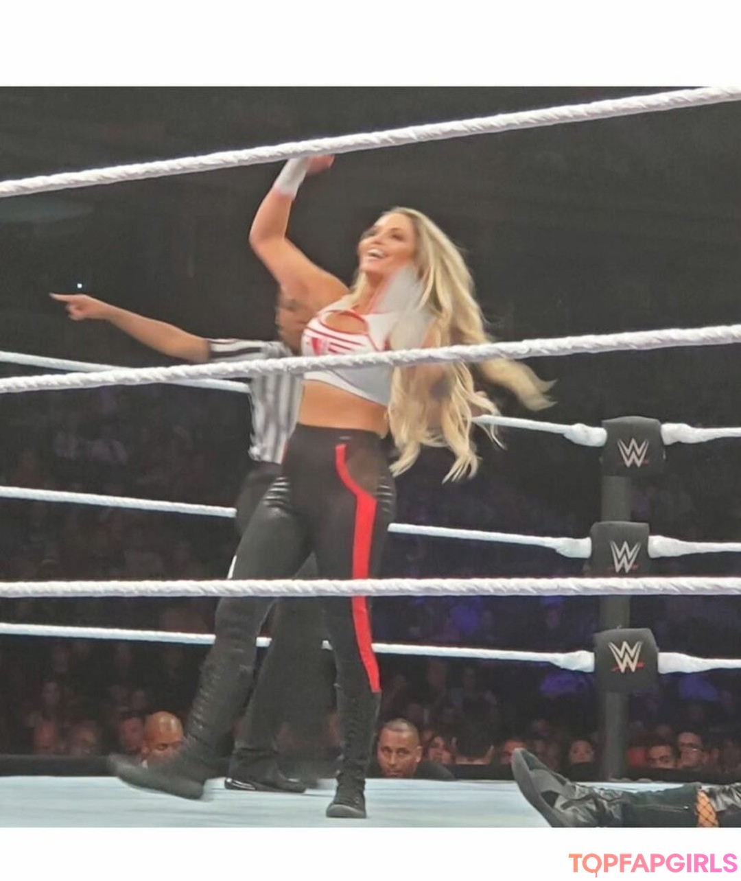 Photo nue de fuite OnlyFans de Trish Stratus #1172