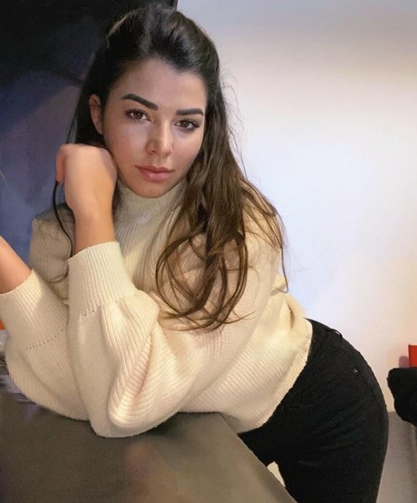 Photo nue de fuite OnlyFans de Anna Rebellato